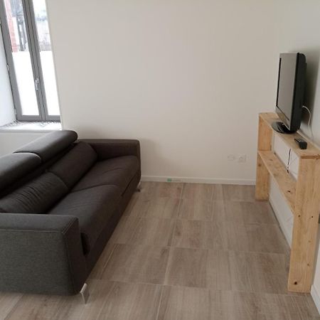 Appart Proche Toutes Commodites Souvigny Eksteriør billede